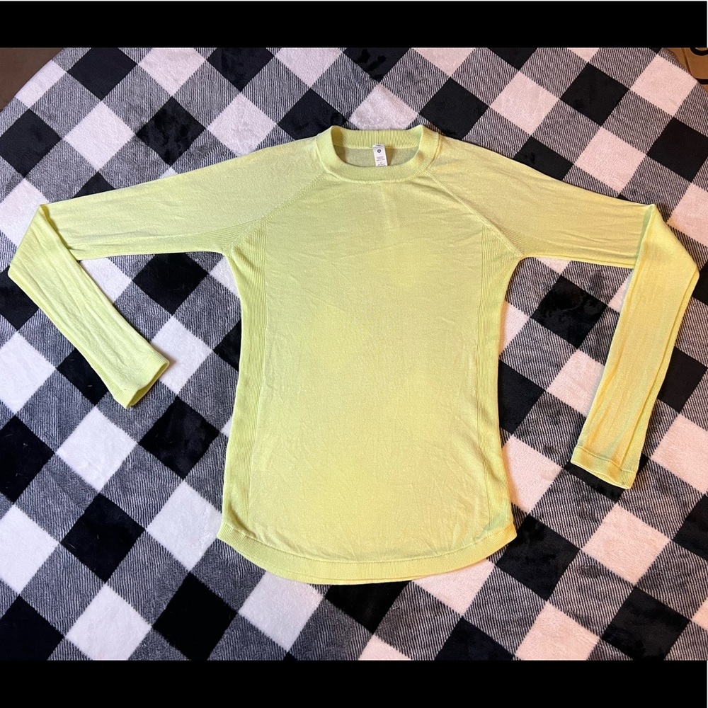 SOLD ON  ♏️ercari 💚 Lululemon Long Sleeve Light Sweater-Light Neon Grn/YllwSz 2